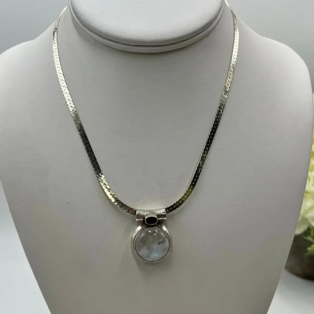 TJ Sterling Silver Moonstone Amethyst Bezel‎ Cabachon pendant Snake Necklace